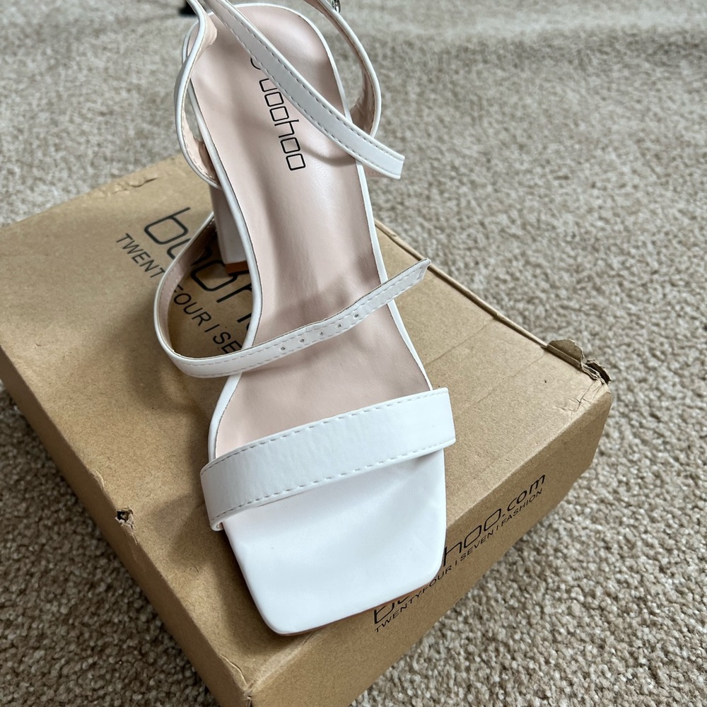 BRAND NEW WHITE HEELS